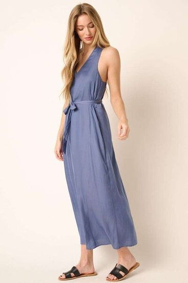 Flowy maxi dress with belt