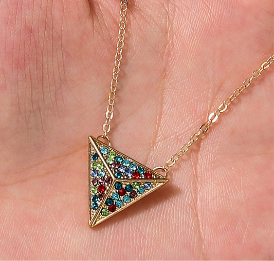 Simple And Generous Triangle Necklace With Flashing Diamonds And Colored Gemstones