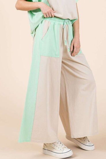 Casual wide leg pants with pockets