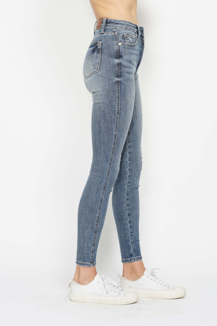 Contrast wash jeans