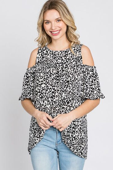 Chic casual leopard top