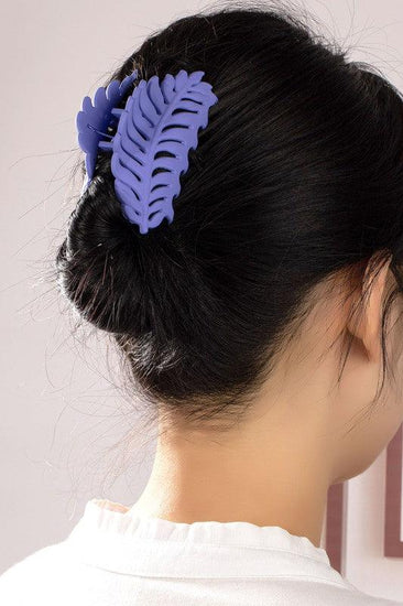 Feather shape hair claw clip - Rebel K Collective