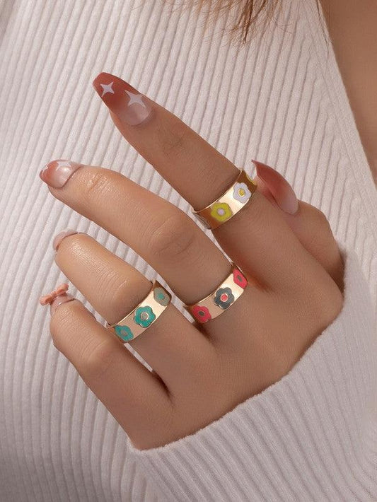 Set of three ring bands with flowers - Rebel K Collective